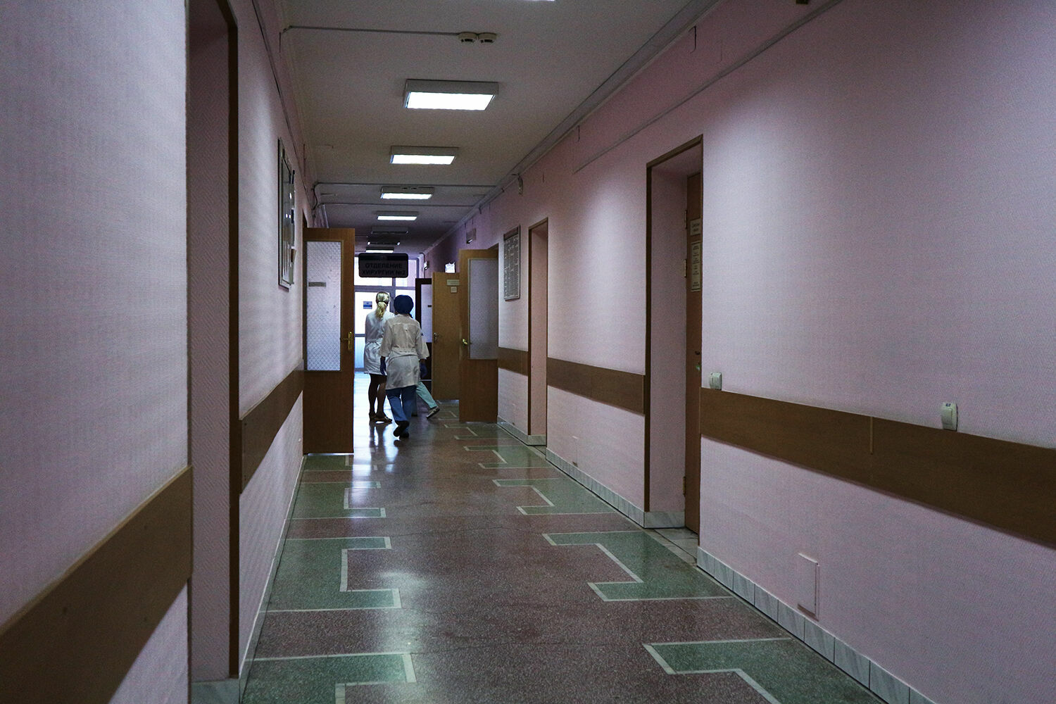 В России вступили в силу новые правила лечения по полису ОМС